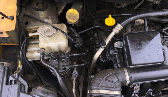 2020 Renault TRIBER RXZ AMT, Petrol, Automatic, 76,244 km, Engine View - Right