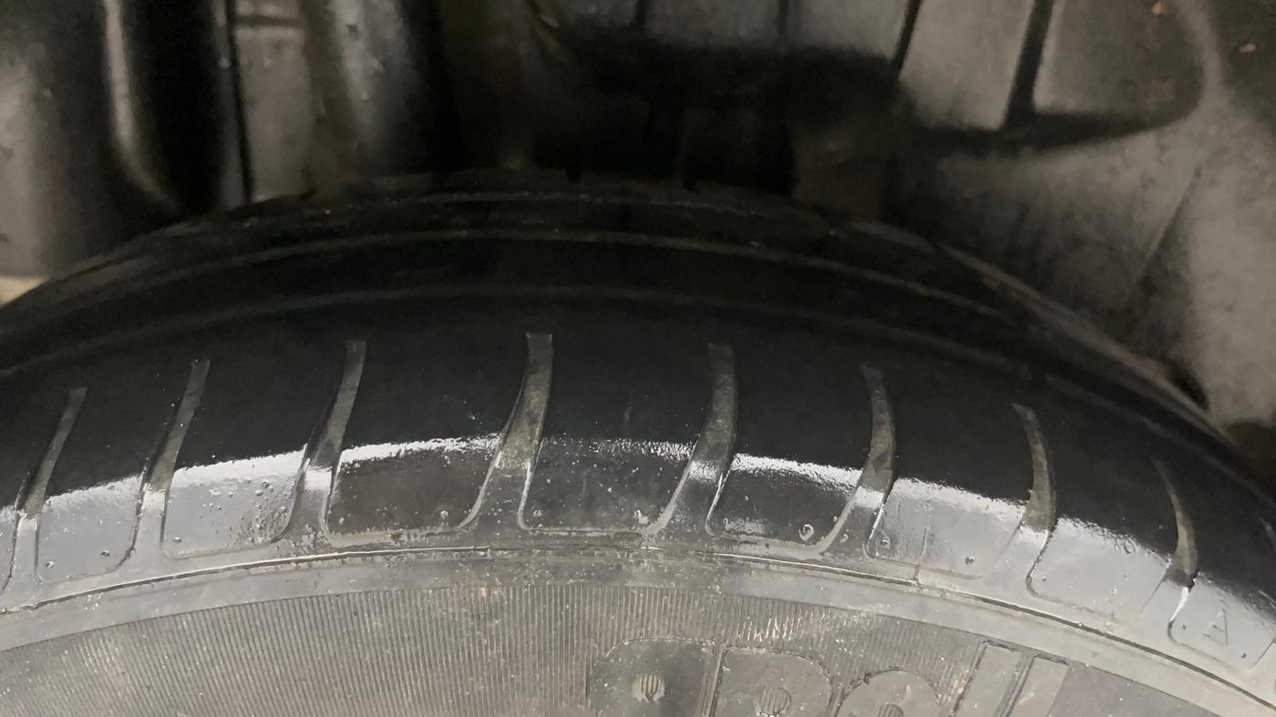 2020 Maruti Swift LXI, Petrol, Manual, 77,176 km, Right Rear Tyre Tread