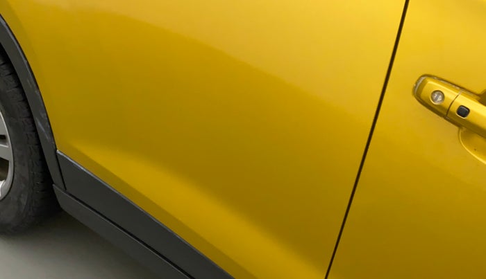 2016 Maruti Vitara Brezza ZDI PLUS DUAL TONE, Diesel, Manual, 91,184 km, Right rear door - Minor scratches