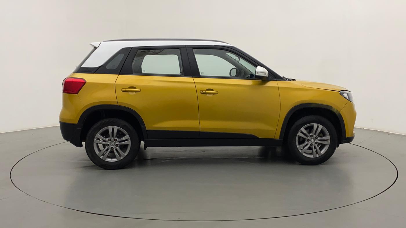 2016 Maruti Vitara Brezza ZDI PLUS DUAL TONE, Diesel, Manual, 91,184 km, Right Side