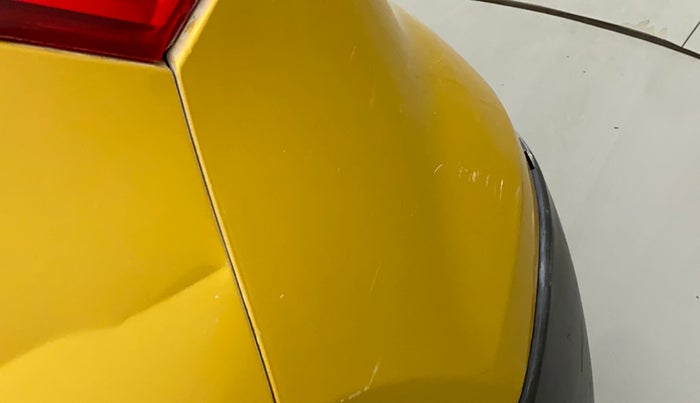2016 Maruti Vitara Brezza ZDI PLUS DUAL TONE, Diesel, Manual, 91,184 km, Rear bumper - Minor scratches