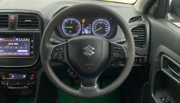 2016 Maruti Vitara Brezza ZDI PLUS DUAL TONE, Diesel, Manual, 91,184 km, Steering Wheel Close Up