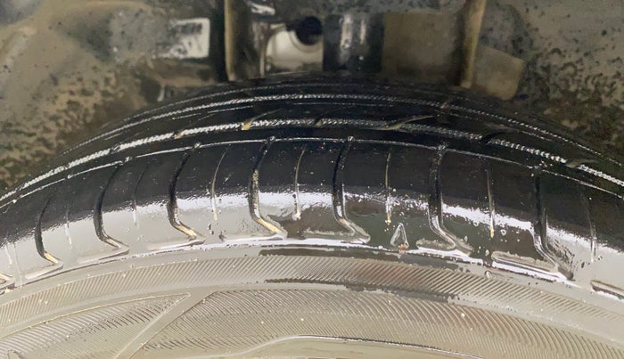 2022 Tata Tiago XT CNG, CNG, Manual, 74,109 km, Left Front Tyre Tread