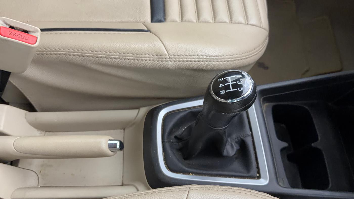 2022 Maruti Dzire VXI CNG, CNG, Manual, 66,663 km, Gear Lever