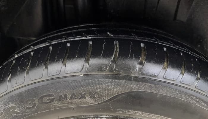 2022 Maruti Dzire VXI CNG, CNG, Manual, 66,663 km, Right Rear Tyre Tread