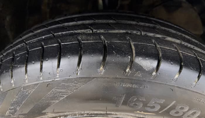 2022 Maruti Dzire VXI CNG, CNG, Manual, 66,663 km, Right Front Tyre Tread