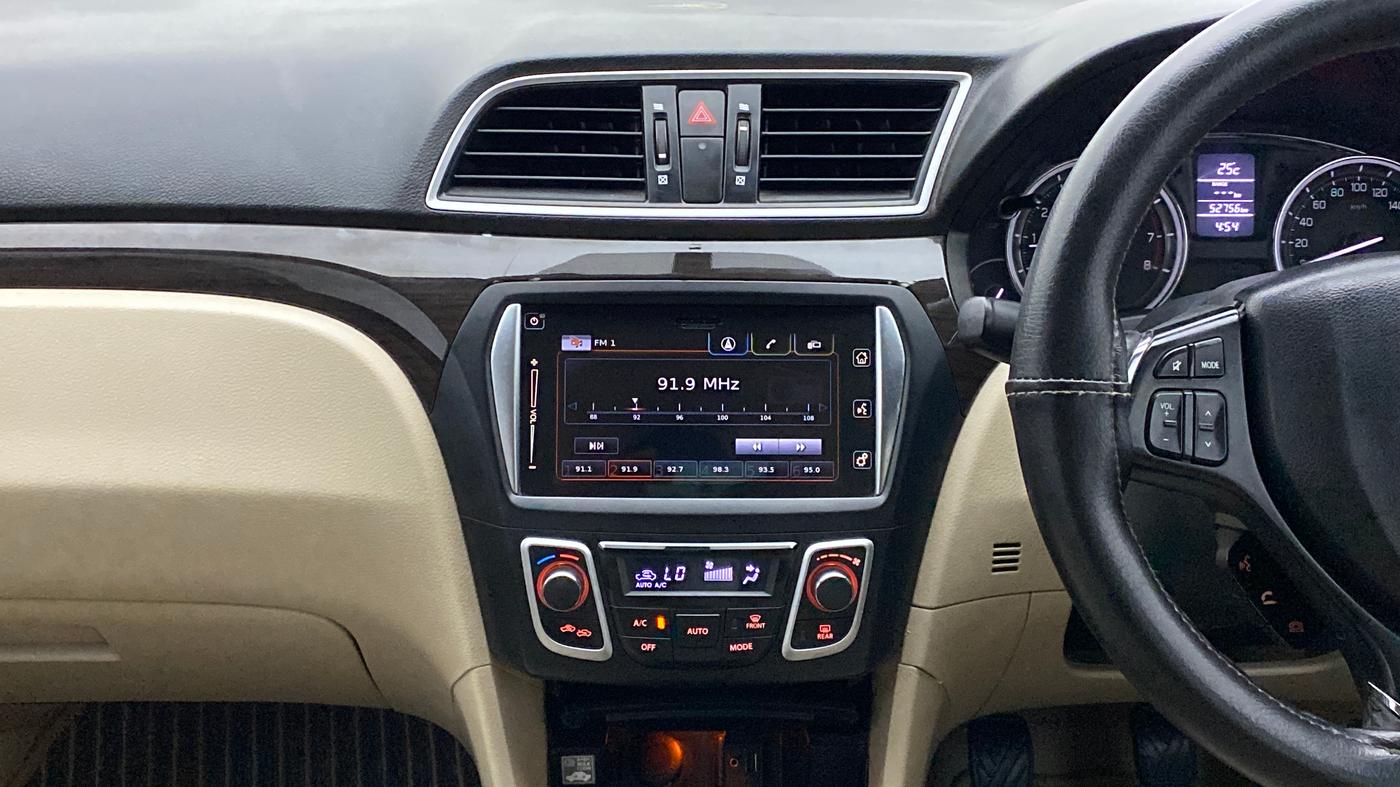 2017 Maruti Ciaz ALPHA 1.4 VVT, Petrol, Manual, 52,830 km, Air Conditioner