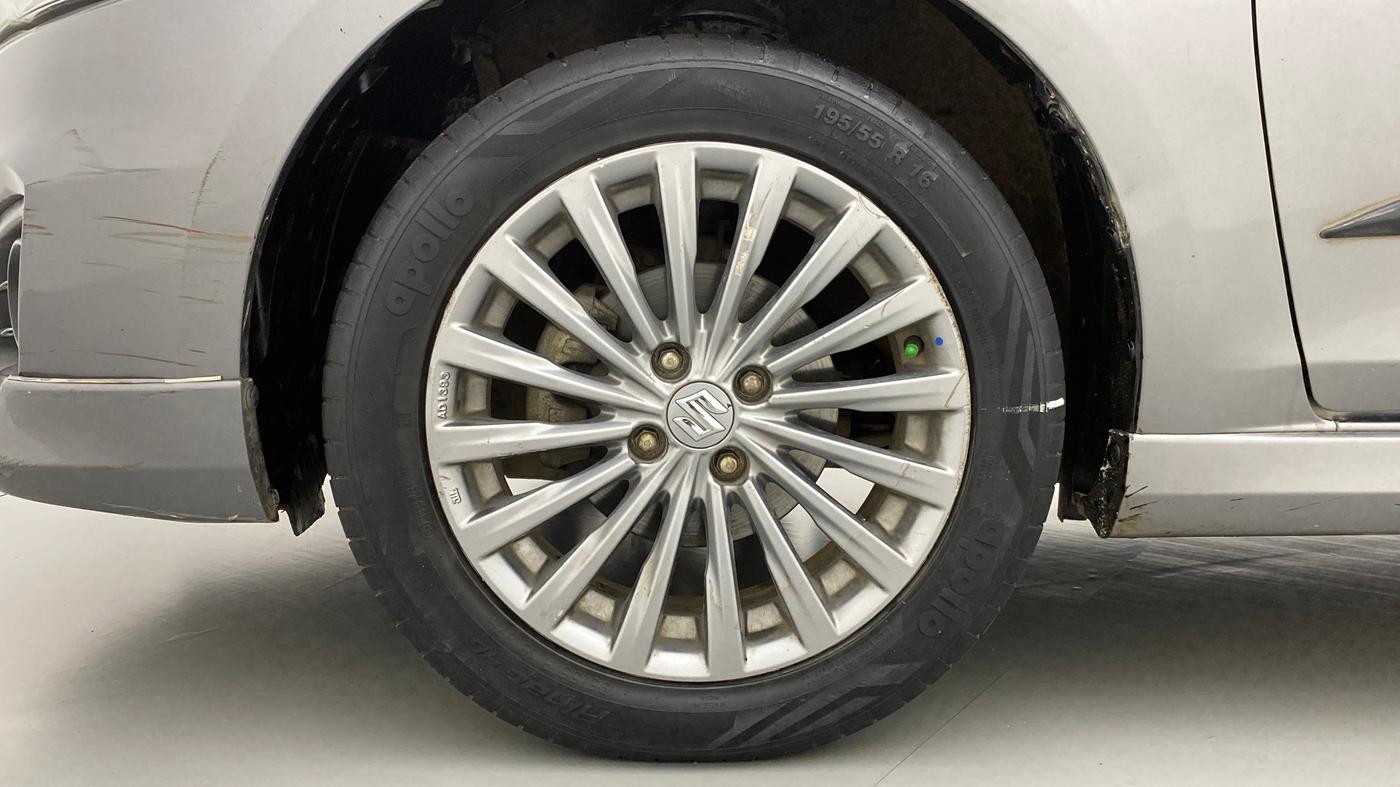 2017 Maruti Ciaz ALPHA 1.4 VVT, Petrol, Manual, 52,830 km, Left Front Wheel