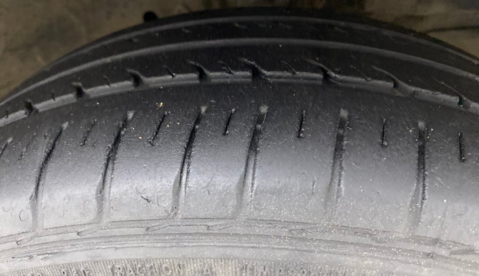 2020 Honda City SV MT PETROL, Petrol, Manual, 17,794 km, Right Front Tyre Tread
