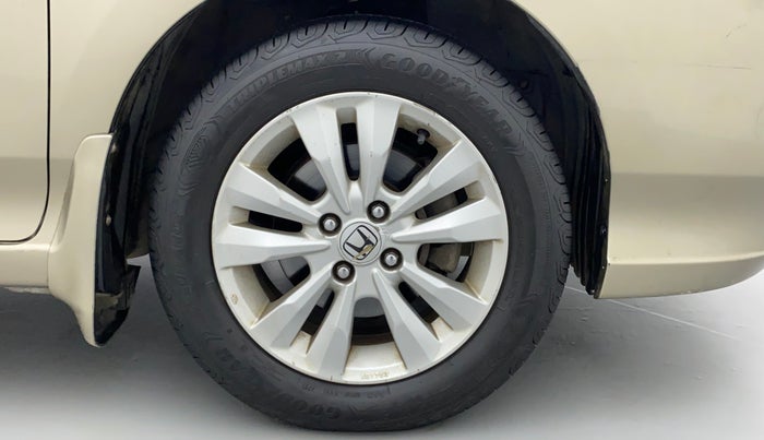2012 Honda City 1.5L I-VTEC V MT, Petrol, Manual, 1,08,338 km, Right Front Wheel