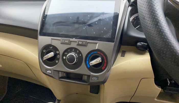 2012 Honda City 1.5L I-VTEC V MT, Petrol, Manual, 1,08,338 km, Dashboard - Air Re-circulation knob is not working