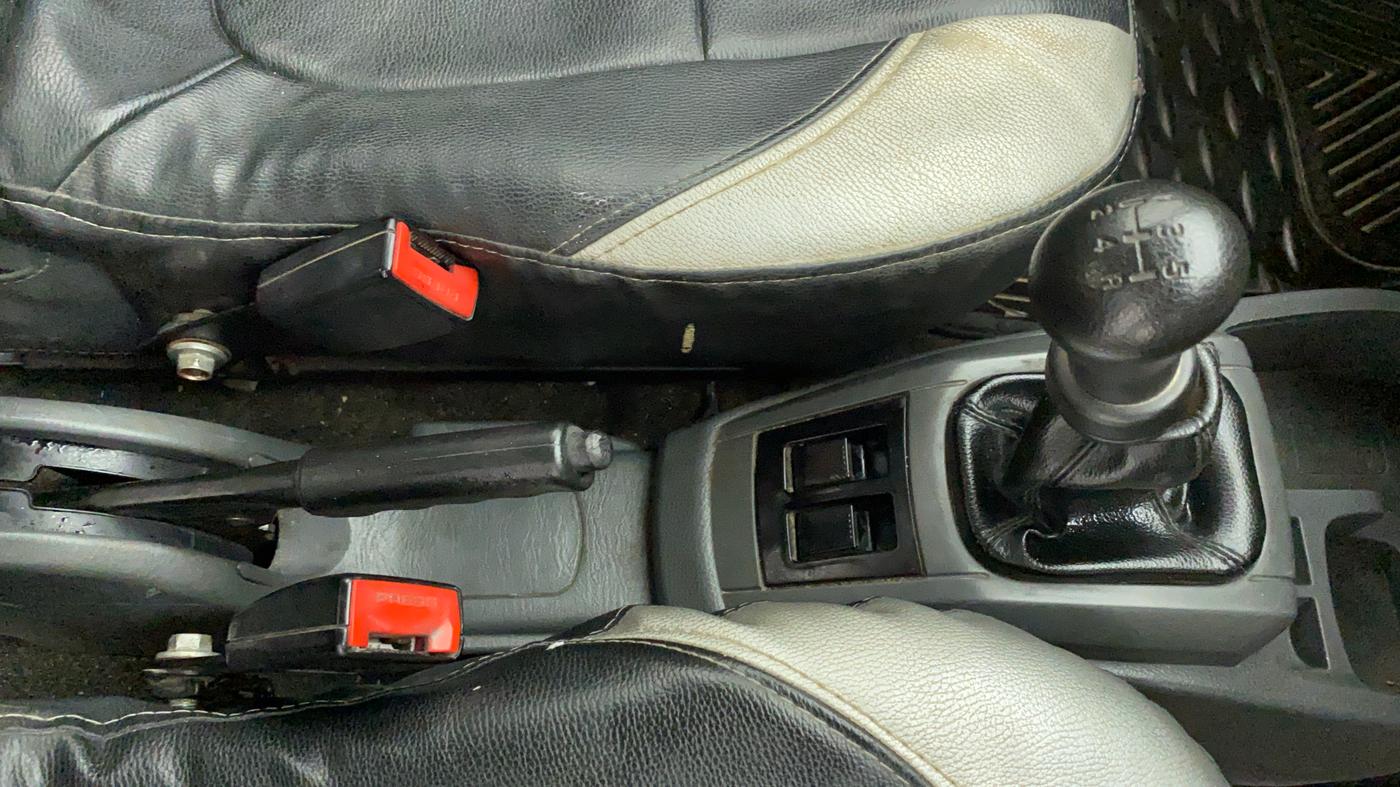 2015 Maruti Alto 800 LXI, Petrol, Manual, 42,602 km, Gear Lever