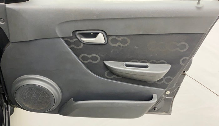 2015 Maruti Alto 800 LXI, Petrol, Manual, 42,602 km, Driver Side Door Panels Control