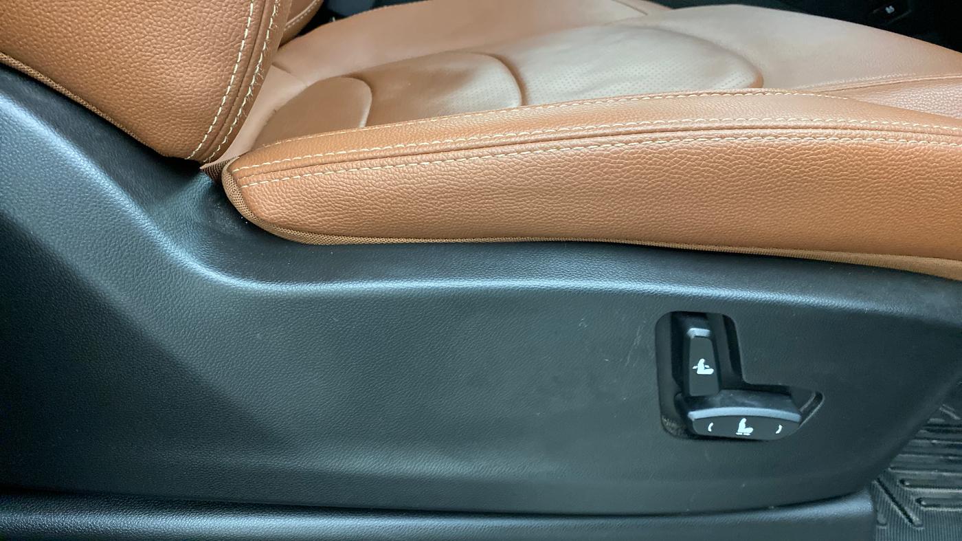 2021 MG HECTOR PLUS SHARP CVT, Petrol, Automatic, 13,555 km, Driver Side Adjustment Panel