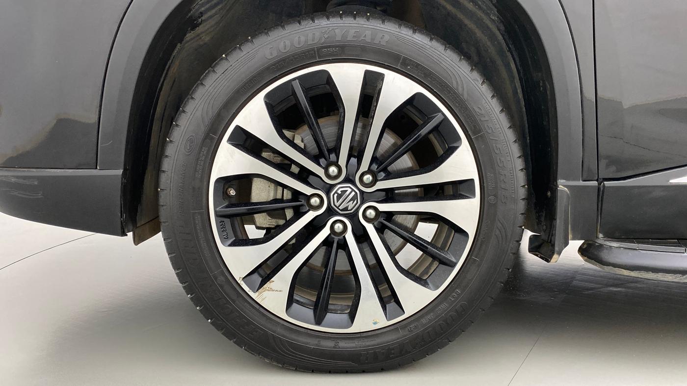2021 MG HECTOR PLUS SHARP CVT, Petrol, Automatic, 13,555 km, Left Front Wheel