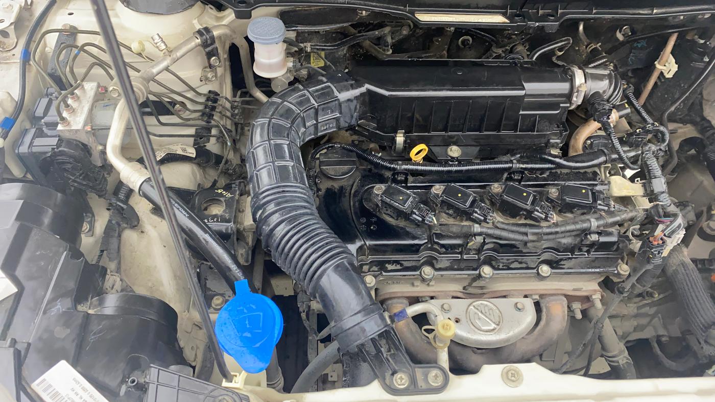 2020 Maruti Vitara Brezza LXI, Petrol, Manual, 41,402 km, Engine View - Right