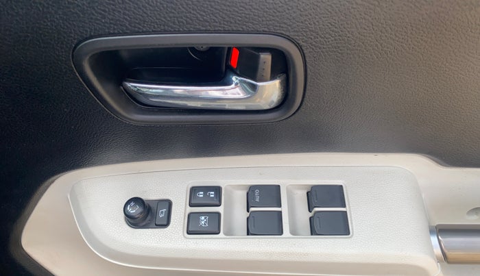 2018 Maruti IGNIS ZETA 1.2 AMT, Petrol, Automatic, 16,416 km, Driver Side Door Panels Control