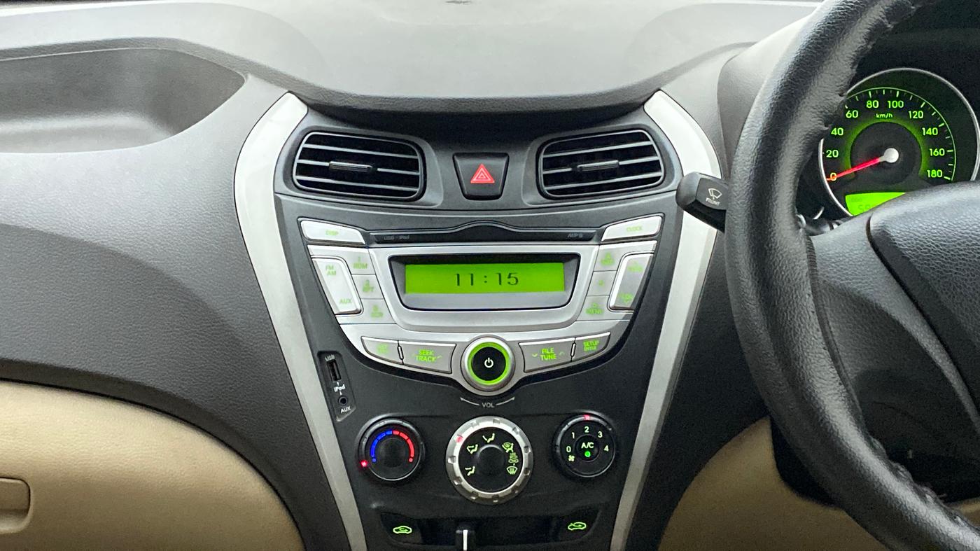 2015 Hyundai Eon MAGNA +, Petrol, Manual, 59,021 km, Air Conditioner