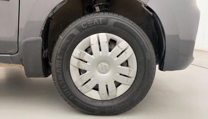 2022 Maruti Alto VXI, Petrol, Manual, 18,803 km, Right Front Wheel