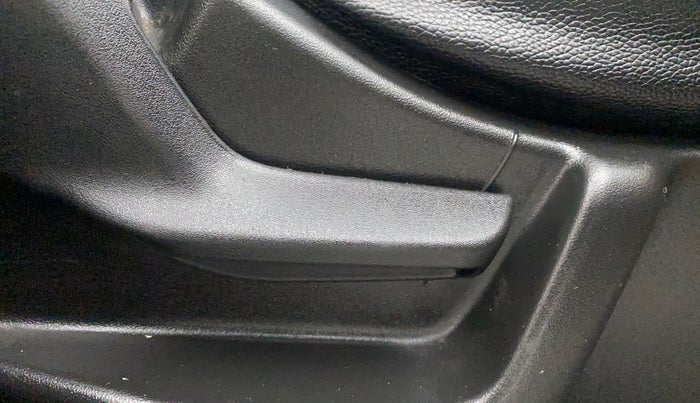 2021 Maruti New Wagon-R VXI (O) 1.0, Petrol, Manual, 6,549 km, Driver Side Adjustment Panel