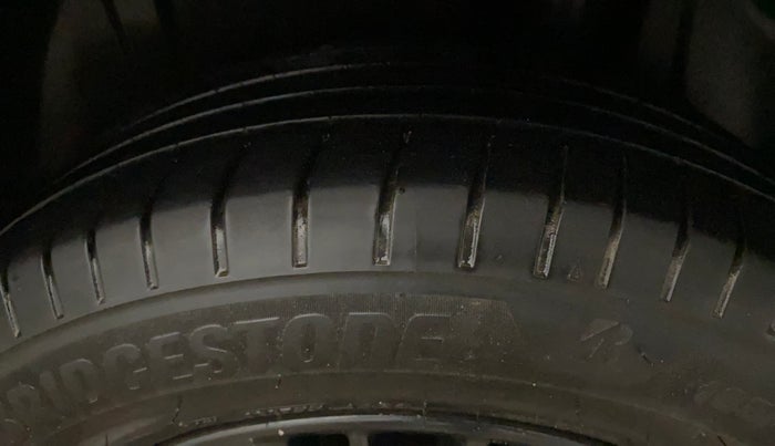 2020 Maruti XL6 ZETA AT, Petrol, Automatic, 85,410 km, Left Rear Tyre Tread