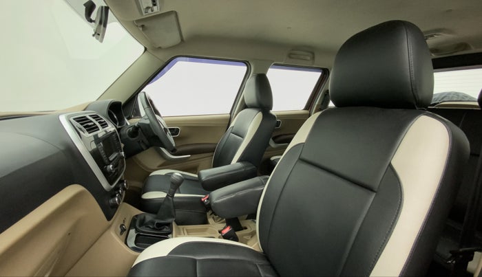 2017 Mahindra TUV300 T8, Diesel, Manual, 75,065 km, Right Side Front Door Cabin