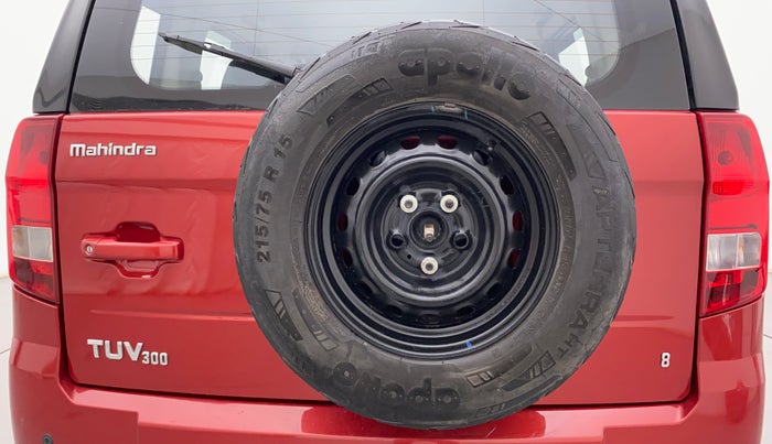 2017 Mahindra TUV300 T8, Diesel, Manual, 75,065 km, Spare Tyre