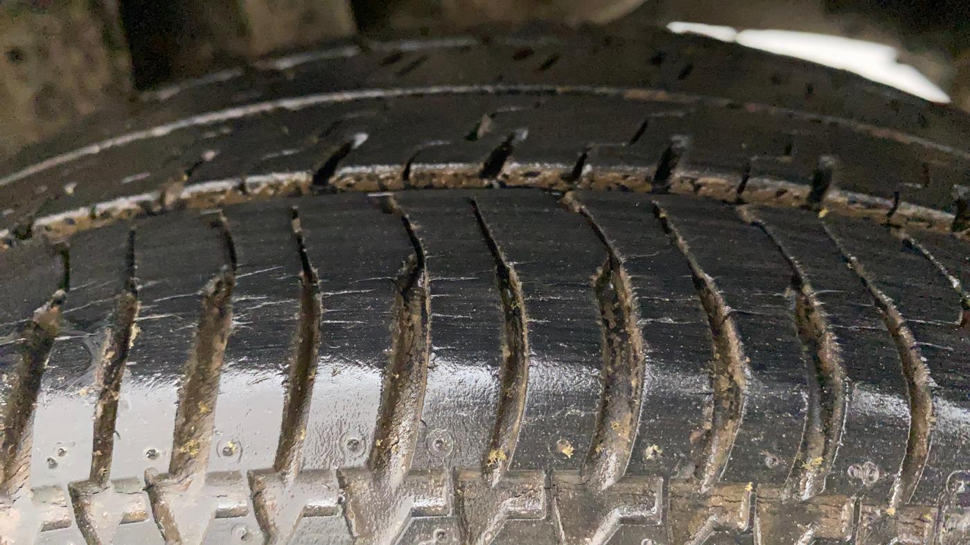 2013 Maruti Alto K10 LXI, Petrol, Manual, 32,789 km, Left Rear Tyre Tread