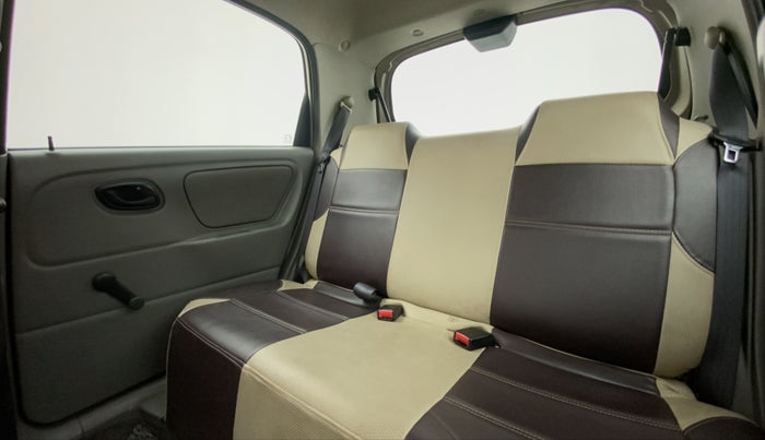 2013 Maruti Alto K10 LXI, Petrol, Manual, 32,789 km, Right Side Rear Door Cabin