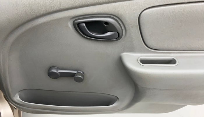 2013 Maruti Alto K10 LXI, Petrol, Manual, 32,789 km, Driver Side Door Panels Control
