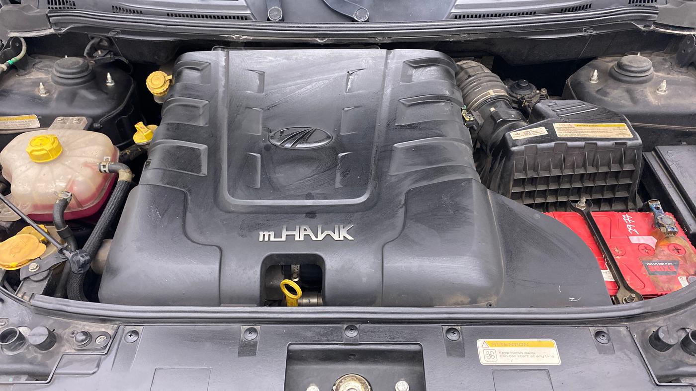 2018 Mahindra XUV500 W9 AT, Diesel, Automatic, 21,861 km, Open Bonet