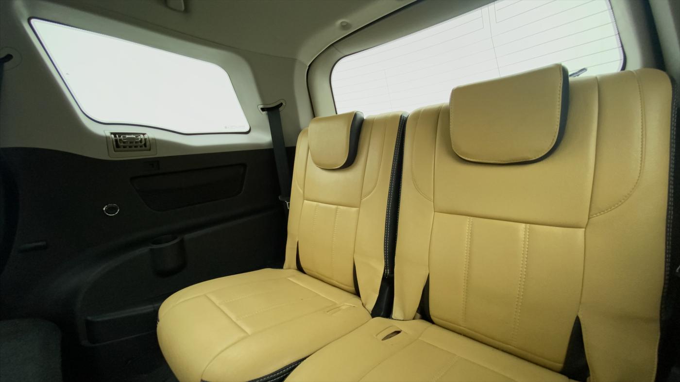 2018 Mahindra XUV500 W9 AT, Diesel, Automatic, 21,861 km, Third Seat Row ( optional )