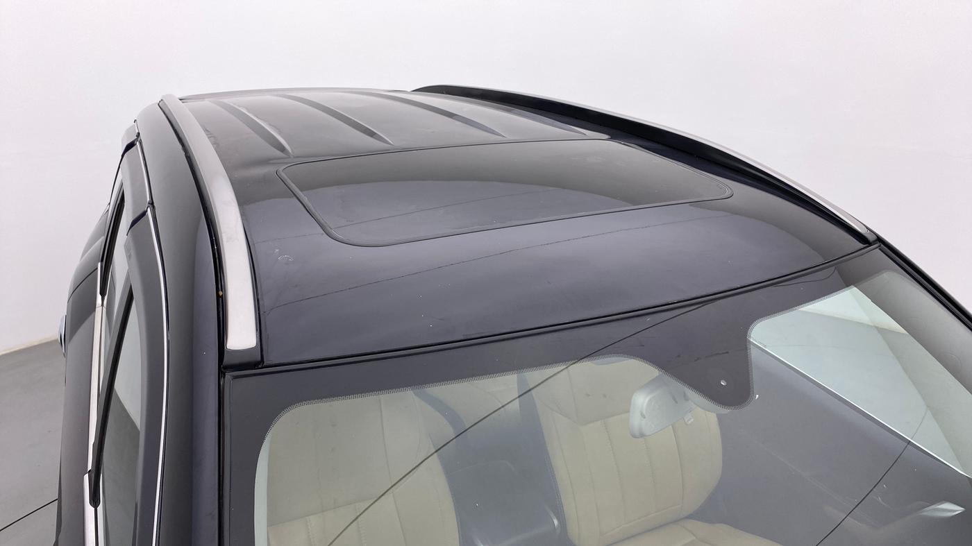 2018 Mahindra XUV500 W9 AT, Diesel, Automatic, 21,861 km, Roof