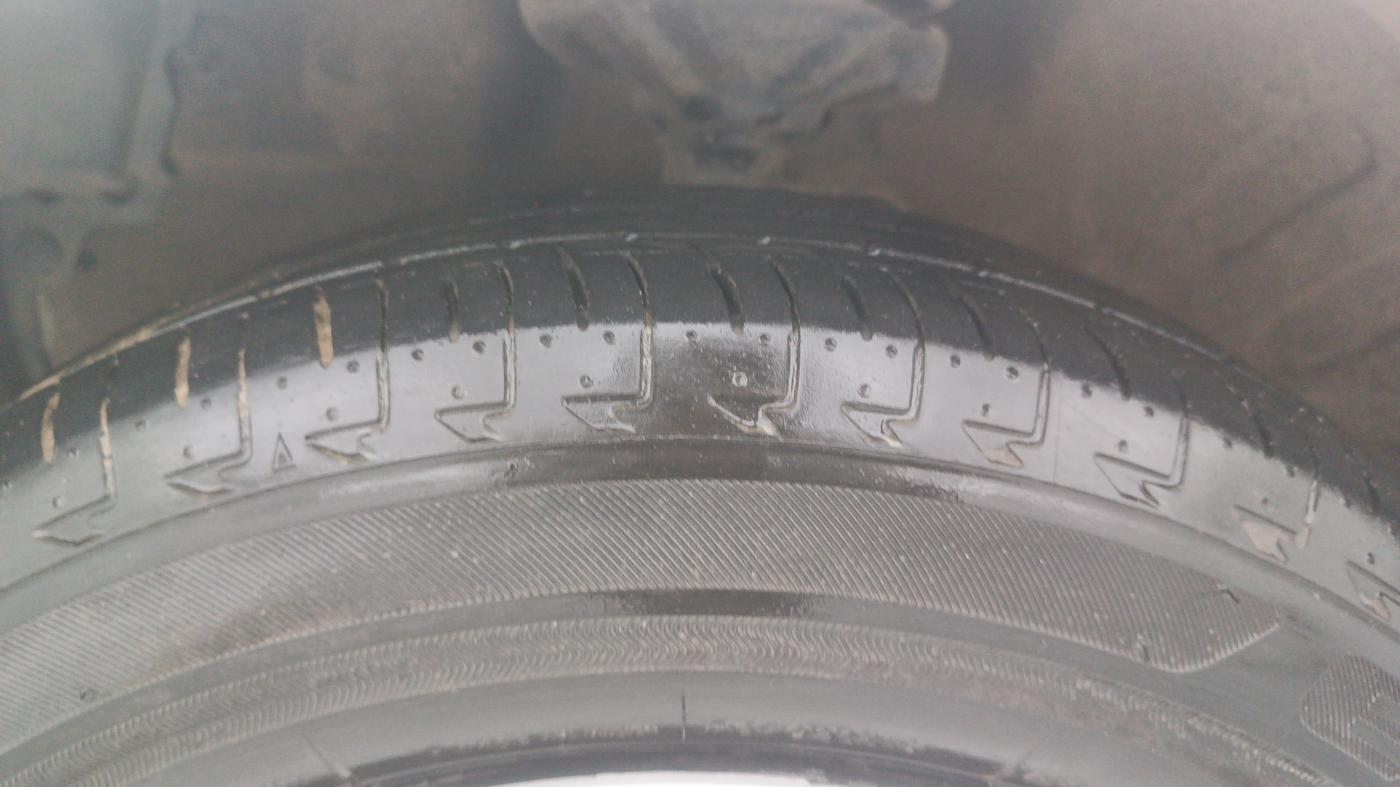2015 Maruti Celerio ZXI AMT, Petrol, Automatic, 58,297 km, Left Front Tyre Tread