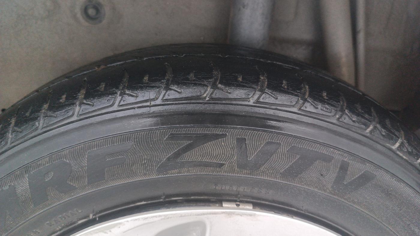 2015 Maruti Celerio ZXI AMT, Petrol, Automatic, 58,297 km, Left Rear Tyre Tread