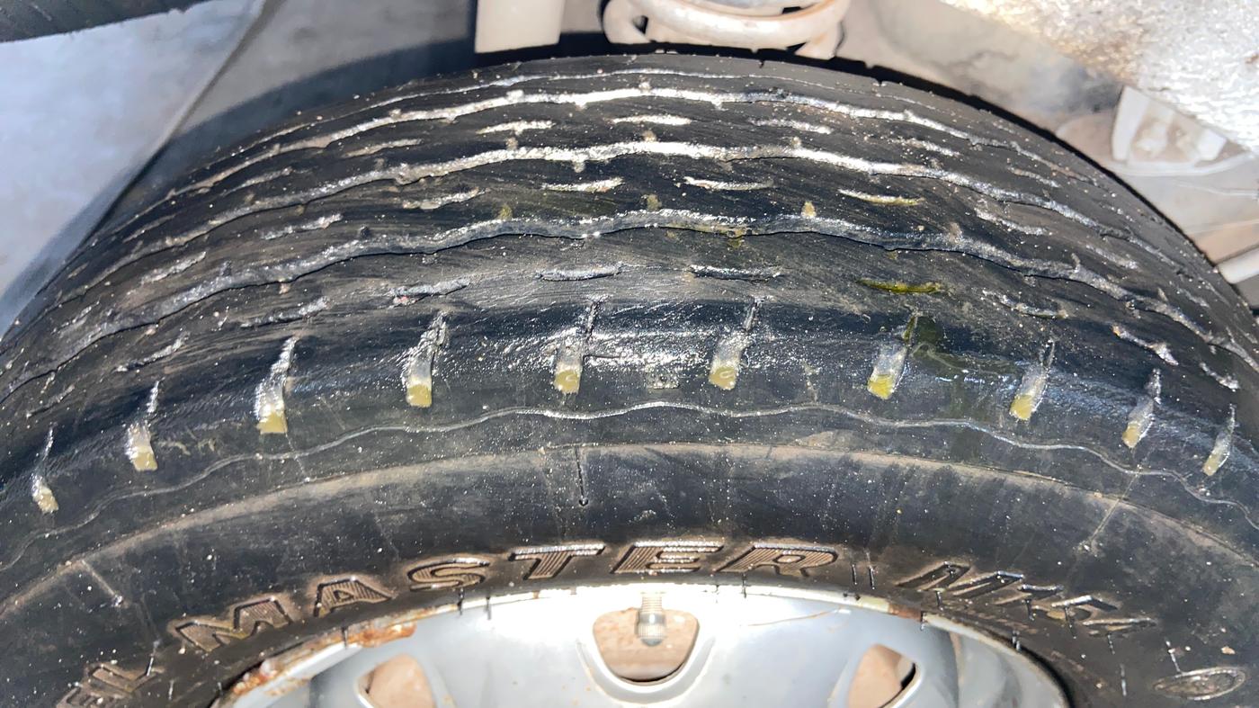 2018 Maruti Eeco 5 STR WITH A/C+HTR, CNG, Manual, 84,053 km, Right Rear Tyre Tread