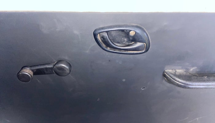 2018 Maruti Eeco 5 STR WITH A/C+HTR, CNG, Manual, 84,069 km, Driver Side Door Panels Control