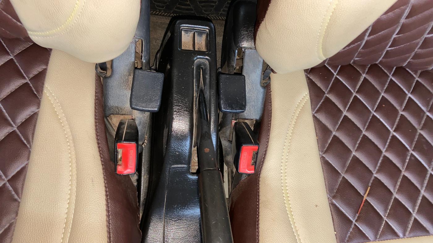 2018 Maruti Eeco 5 STR WITH A/C+HTR, CNG, Manual, 84,053 km, Driver Side Adjustment Panel