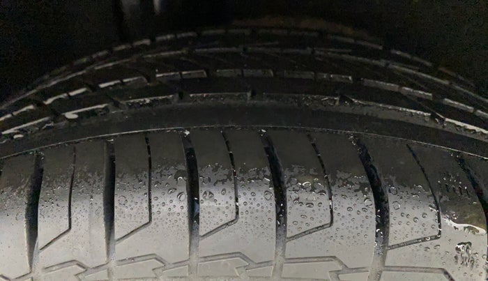 2019 Maruti Baleno ZETA PETROL 1.2, Petrol, Manual, 34,794 km, Right Rear Tyre Tread