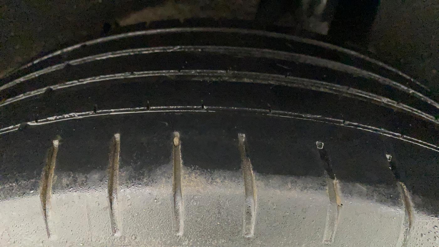 2019 Maruti Baleno ZETA PETROL 1.2, Petrol, Manual, 34,794 km, Left Rear Tyre Tread