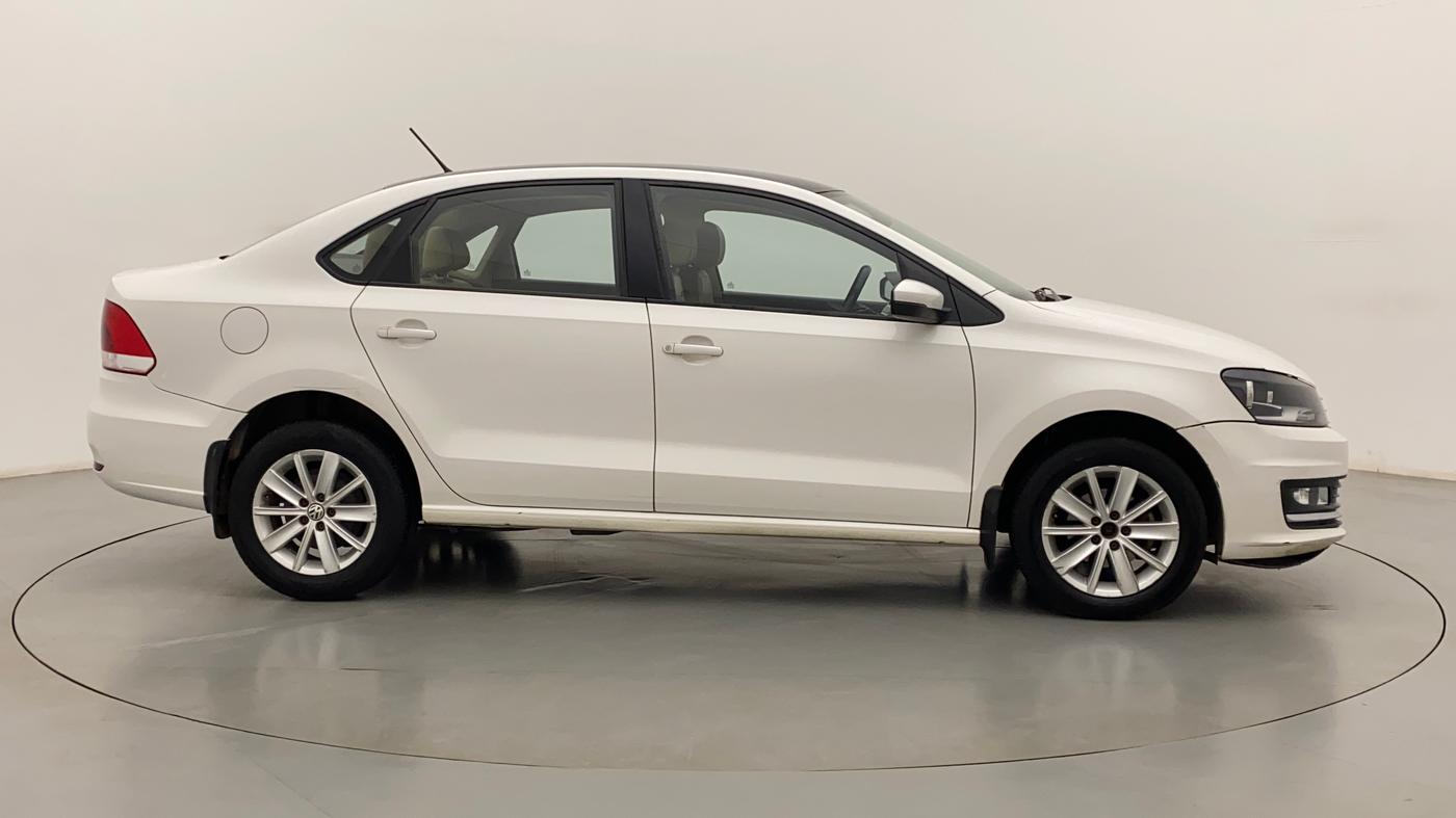 2016 Volkswagen Vento HIGHLINE PETROL AT, Petrol, Automatic, 48,279 km, Right Side View