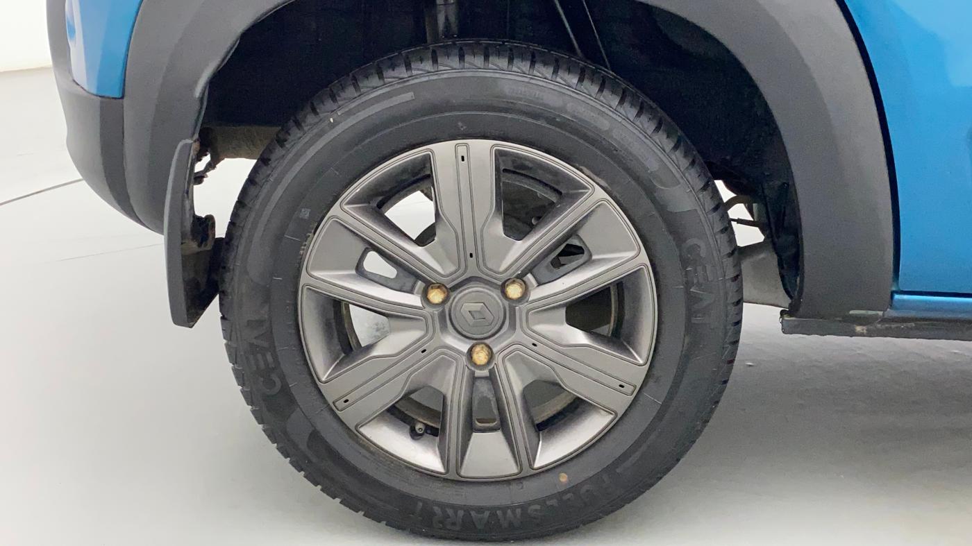 2020 Renault Kwid CLIMBER 1.0 AMT (O), Petrol, Automatic, 19,324 km, Right Rear Wheel