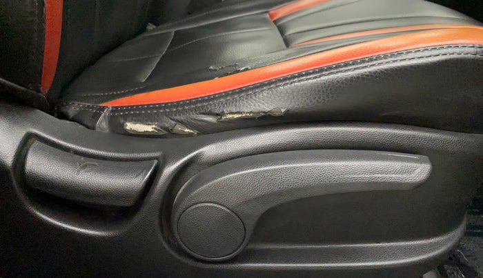 2017 Hyundai Creta SX PLUS AT 1.6 PETROL, Petrol, Automatic, 32,086 km, Driver Side Adjustment Panel