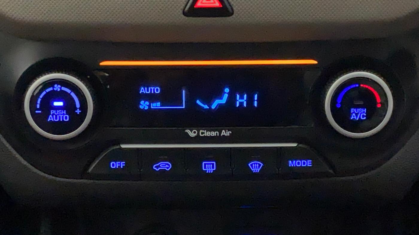 2017 Hyundai Creta SX PLUS AT 1.6 PETROL, Petrol, Automatic, 32,086 km, Automatic Climate Control
