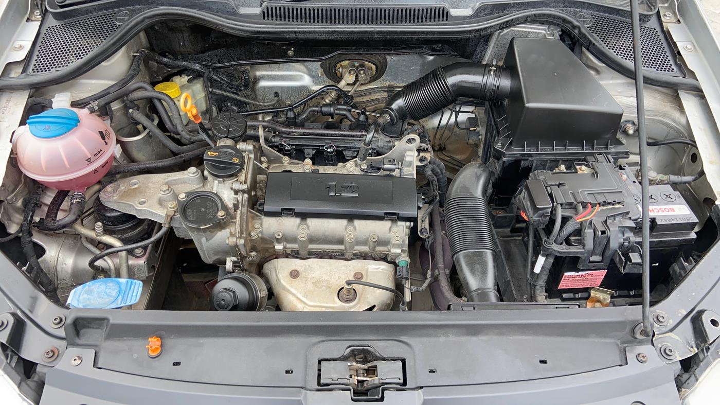 2013 Volkswagen Polo HIGHLINE1.2L, Petrol, Manual, 93,335 km, Engine View