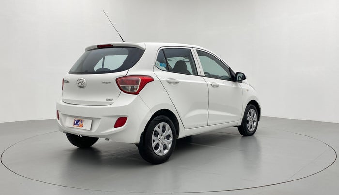 2015 Hyundai Grand i10 MAGNA 1.2 VTVT, Petrol, Manual, 1,00,645 km, Right Back Diagonal