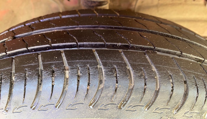 2019 Maruti S PRESSO VXI, Petrol, Manual, 49,933 km, Right Front Tyre Tread