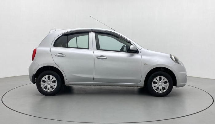 2017 Nissan Micra Active XV, Petrol, Manual, 77,537 km, Right Side View
