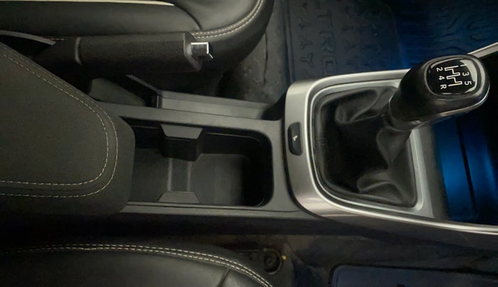 2020 Tata ALTROZ XZ PETROL, Petrol, Manual, 23,919 km, Gear Lever
