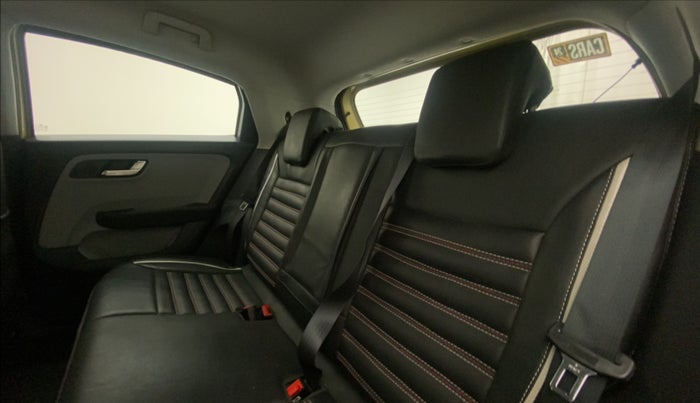 2020 Tata ALTROZ XZ PETROL, Petrol, Manual, 23,919 km, Right Side Rear Door Cabin